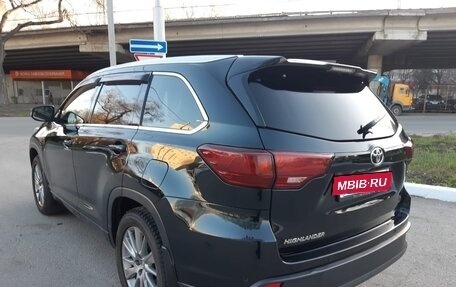 Toyota Highlander III, 2014 год, 2 750 000 рублей, 6 фотография