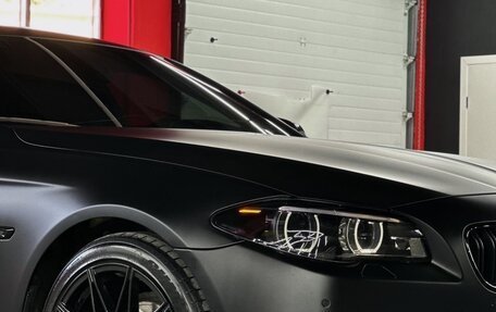 BMW 5 серия, 2014 год, 2 700 000 рублей, 2 фотография