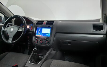 Volkswagen Jetta VI, 2008 год, 421 000 рублей, 7 фотография