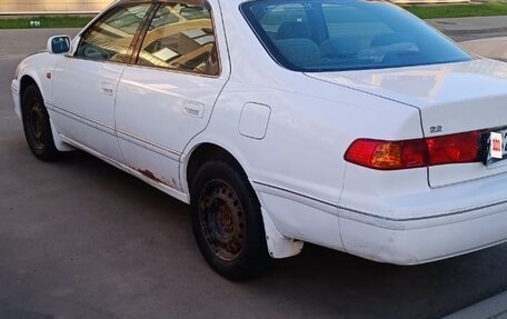 Toyota Camry, 2000 год, 530 000 рублей, 6 фотография