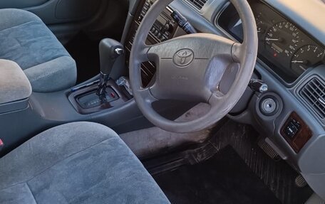Toyota Camry, 2000 год, 530 000 рублей, 10 фотография