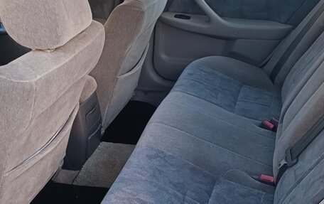 Toyota Camry, 2000 год, 530 000 рублей, 13 фотография