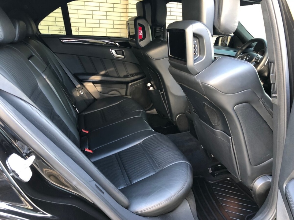 Mercedes-Benz E-Класс AMG W212 рестайлинг, 2014 год, 1 000 000 рублей, 3 фотография