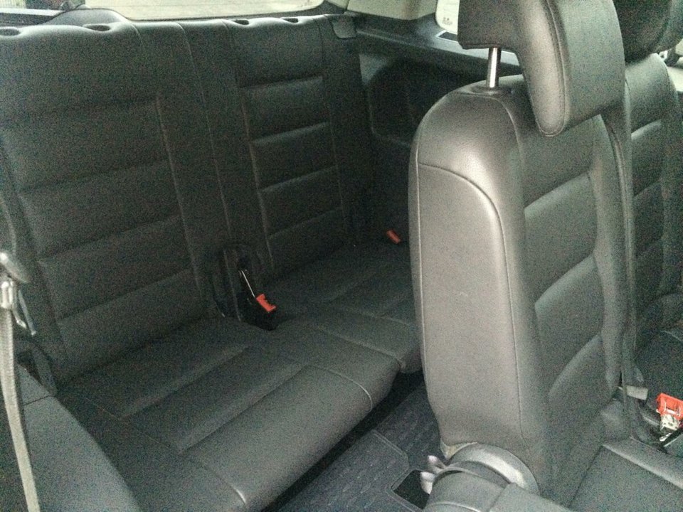 Volkswagen Touran II, 2010 год, 300 000 рублей, 4 фотография
