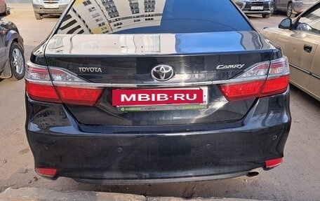 Toyota Camry, 2016 год, 1 899 000 рублей, 6 фотография