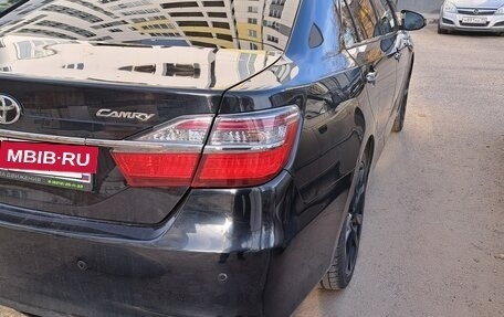Toyota Camry, 2016 год, 1 899 000 рублей, 4 фотография
