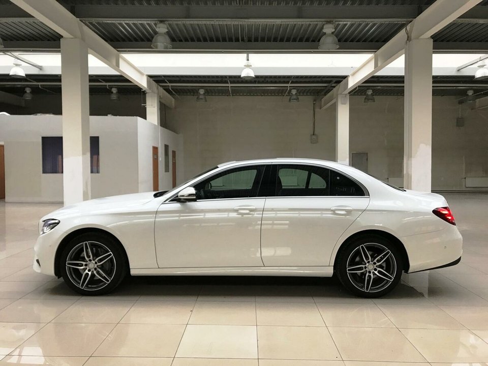 Mercedes-Benz E-Класс W213, 2017 год, 1 000 000 рублей, 4 фотография