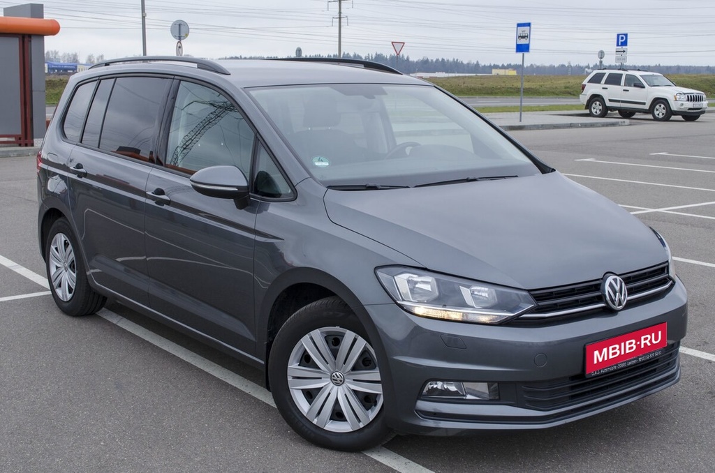 Volkswagen Touran III, 2019 год, 650 000 рублей, 4 фотография