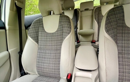 Volvo V40 Cross Country I, 2018 год, 1 820 000 рублей, 7 фотография