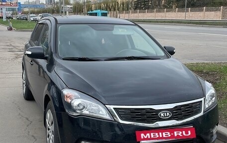 KIA cee'd I рестайлинг, 2011 год, 11 фотография
