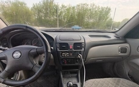 Nissan Almera, 2002 год, 200 000 рублей, 6 фотография