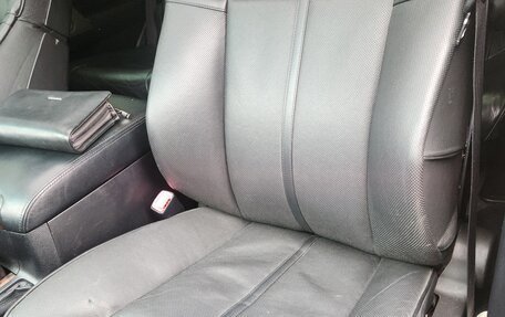 Toyota Land Cruiser 200, 2011 год, 3 750 000 рублей, 3 фотография