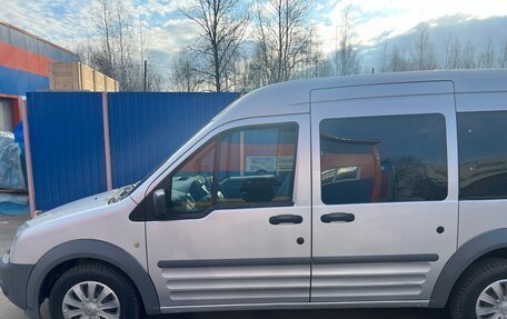 Ford Tourneo Connect I, 2011 год, 900 000 рублей, 2 фотография