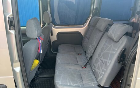 Ford Tourneo Connect I, 2011 год, 900 000 рублей, 8 фотография