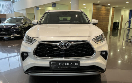 Toyota Highlander, 2025 год, 6 100 000 рублей, 2 фотография