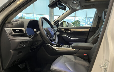 Toyota Highlander, 2025 год, 6 100 000 рублей, 20 фотография