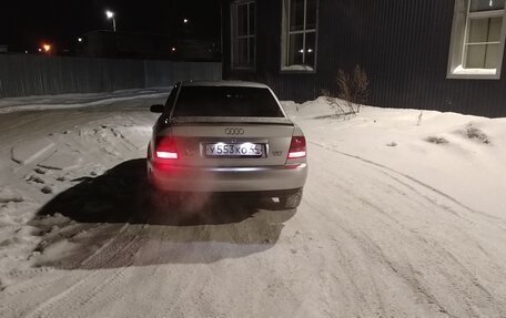 Audi A4, 2001 год, 550 000 рублей, 2 фотография