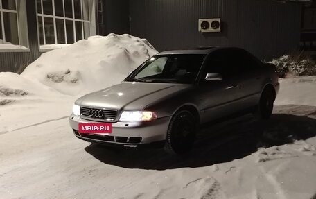 Audi A4, 2001 год, 550 000 рублей, 4 фотография