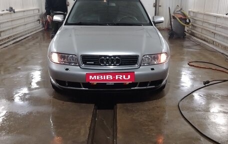 Audi A4, 2001 год, 550 000 рублей, 7 фотография