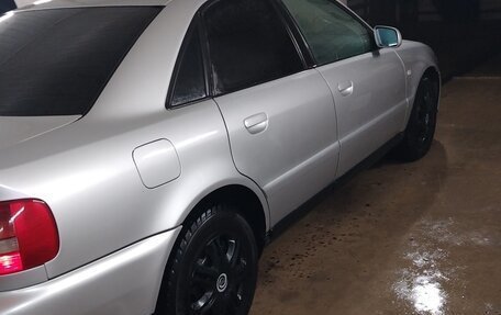 Audi A4, 2001 год, 550 000 рублей, 9 фотография