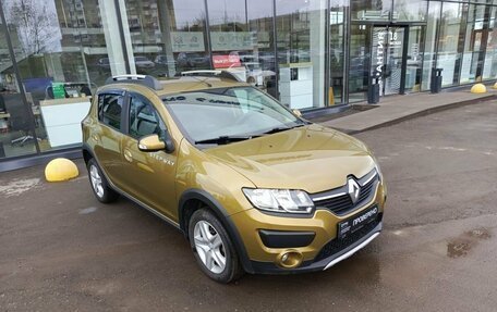 Renault Sandero II рестайлинг, 2015 год, 950 000 рублей, 3 фотография