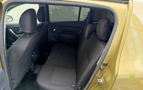 Renault Sandero II рестайлинг, 2015 год, 950 000 рублей, 15 фотография