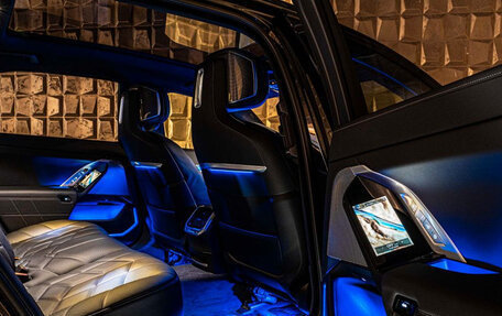 BMW 7 серия, 2025 год, 18 300 000 рублей, 23 фотография