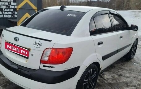 KIA Rio II, 2005 год, 370 000 рублей, 2 фотография