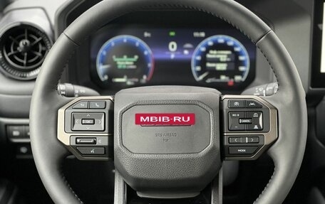 Toyota Land Cruiser Prado, 2024 год, 10 490 000 рублей, 12 фотография