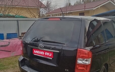 KIA Carnival III, 2008 год, 900 000 рублей, 3 фотография
