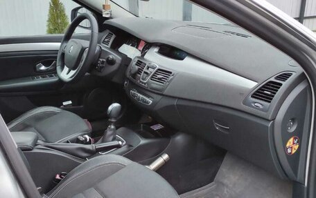 Renault Laguna III рестайлинг, 2008 год, 715 000 рублей, 19 фотография