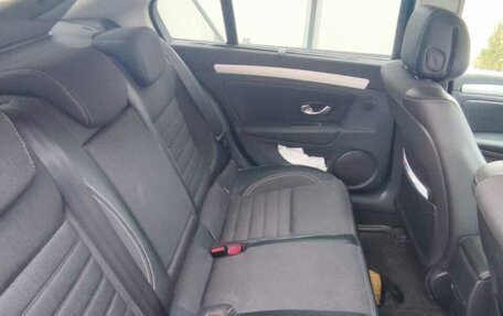 Renault Laguna III рестайлинг, 2008 год, 715 000 рублей, 32 фотография