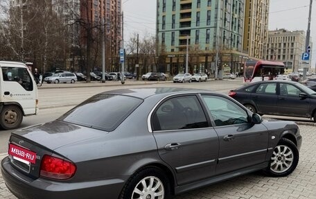 Hyundai Sonata IV рестайлинг, 2005 год, 395 000 рублей, 6 фотография