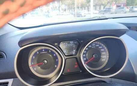 Hyundai Elantra V, 2012 год, 699 000 рублей, 11 фотография
