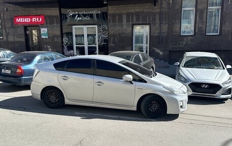 Toyota Prius, 2009 год, 890 000 рублей, 4 фотография