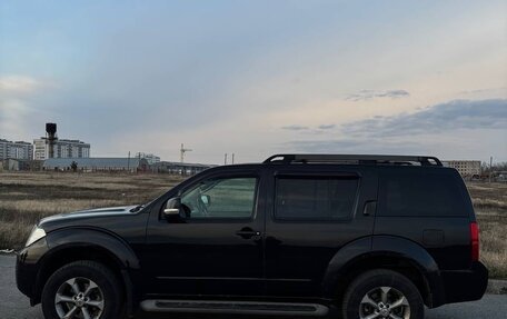 Nissan Pathfinder, 2010 год, 1 900 000 рублей, 2 фотография