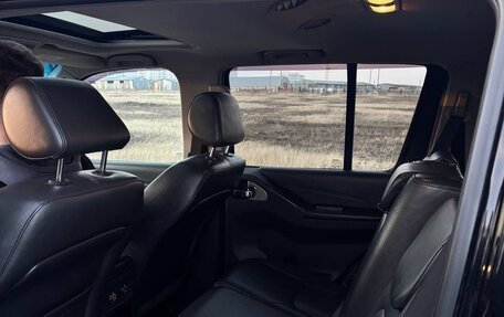 Nissan Pathfinder, 2010 год, 1 900 000 рублей, 8 фотография