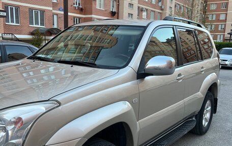 Toyota Land Cruiser Prado 120 рестайлинг, 2005 год, 2 450 000 рублей, 2 фотография