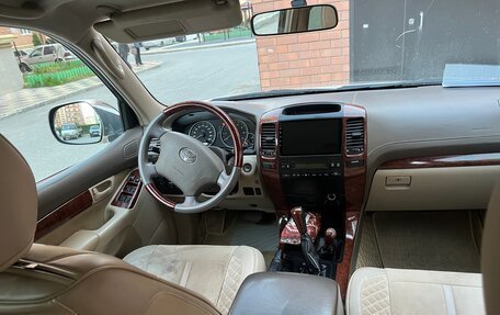 Toyota Land Cruiser Prado 120 рестайлинг, 2005 год, 2 450 000 рублей, 10 фотография