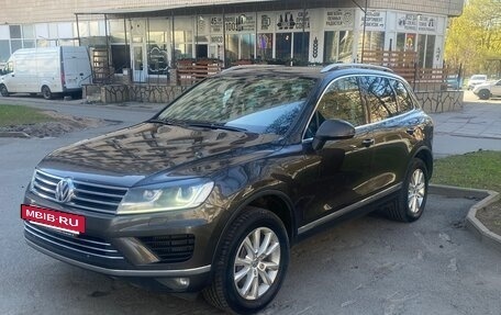 Volkswagen Touareg III, 2016 год, 3 350 000 рублей, 6 фотография