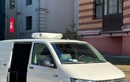 Volkswagen Transporter T6 рестайлинг, 2017 год, 3 450 000 рублей, 25 фотография