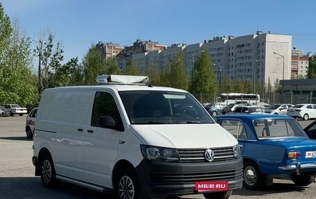 Volkswagen Transporter T6 рестайлинг, 2017 год, 3 450 000 рублей, 29 фотография