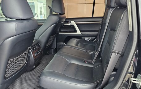 Toyota Land Cruiser 200, 2020 год, 7 750 000 рублей, 12 фотография