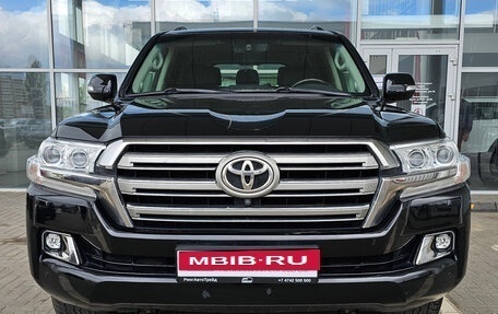 Toyota Land Cruiser 200, 2020 год, 7 750 000 рублей, 3 фотография