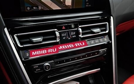 BMW 8 серия, 2021 год, 6 050 000 рублей, 17 фотография