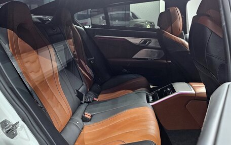 BMW 8 серия, 2020 год, 5 980 000 рублей, 12 фотография