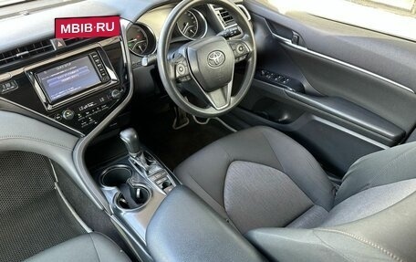 Toyota Camry, 2017 год, 2 599 000 рублей, 14 фотография