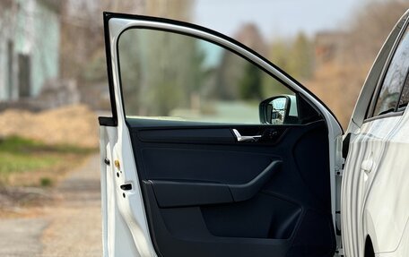 Skoda Rapid I, 2018 год, 1 270 000 рублей, 8 фотография