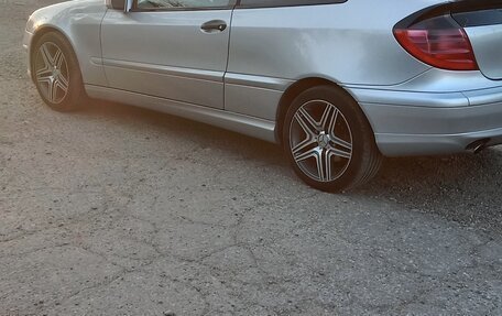 Mercedes-Benz C-Класс, 2003 год, 590 000 рублей, 3 фотография