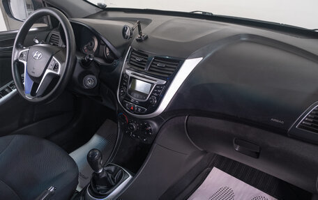 Hyundai Solaris II рестайлинг, 2011 год, 959 000 рублей, 20 фотография